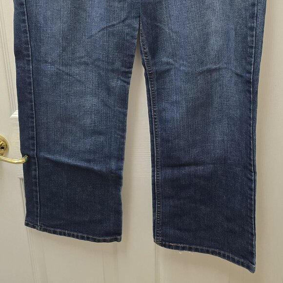 St John Bay Boot Cut Jean 38 x 29 - Picture 2 of 4